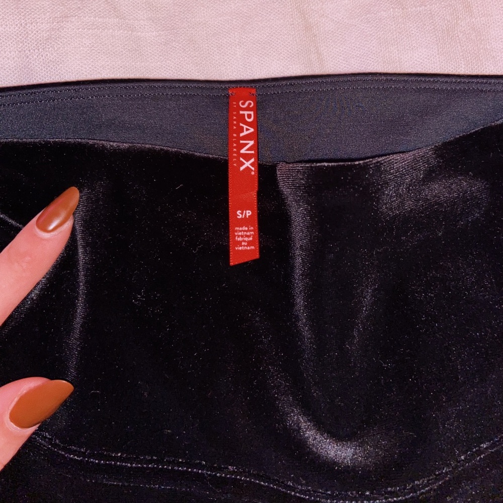 Spanx velvet leggings